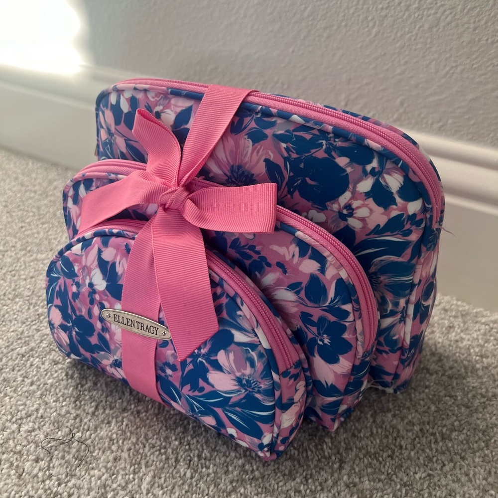 ELLEN TRACY 3 Piece Travel/Makeup Bag Set - Gift Set - NWT